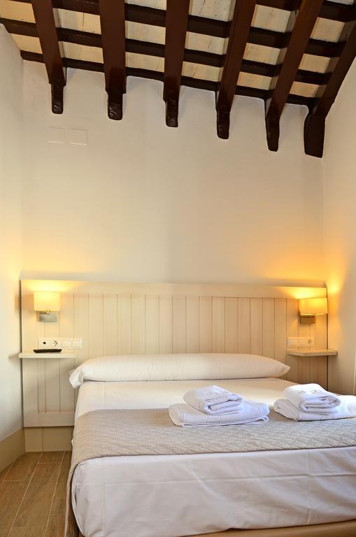 Hostal La Fonda โกนิล เด ลาฟรอนเตรา ห้อง รูปภาพ